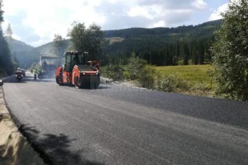 Drumul care leagă județul Suceava de Maramureș va fi recepționat integral până la sfârșitul lunii viitoare Drumul care leagă județul Suceava de Maramureș va fi recepționat integral până la sfârșitul lunii viitoare