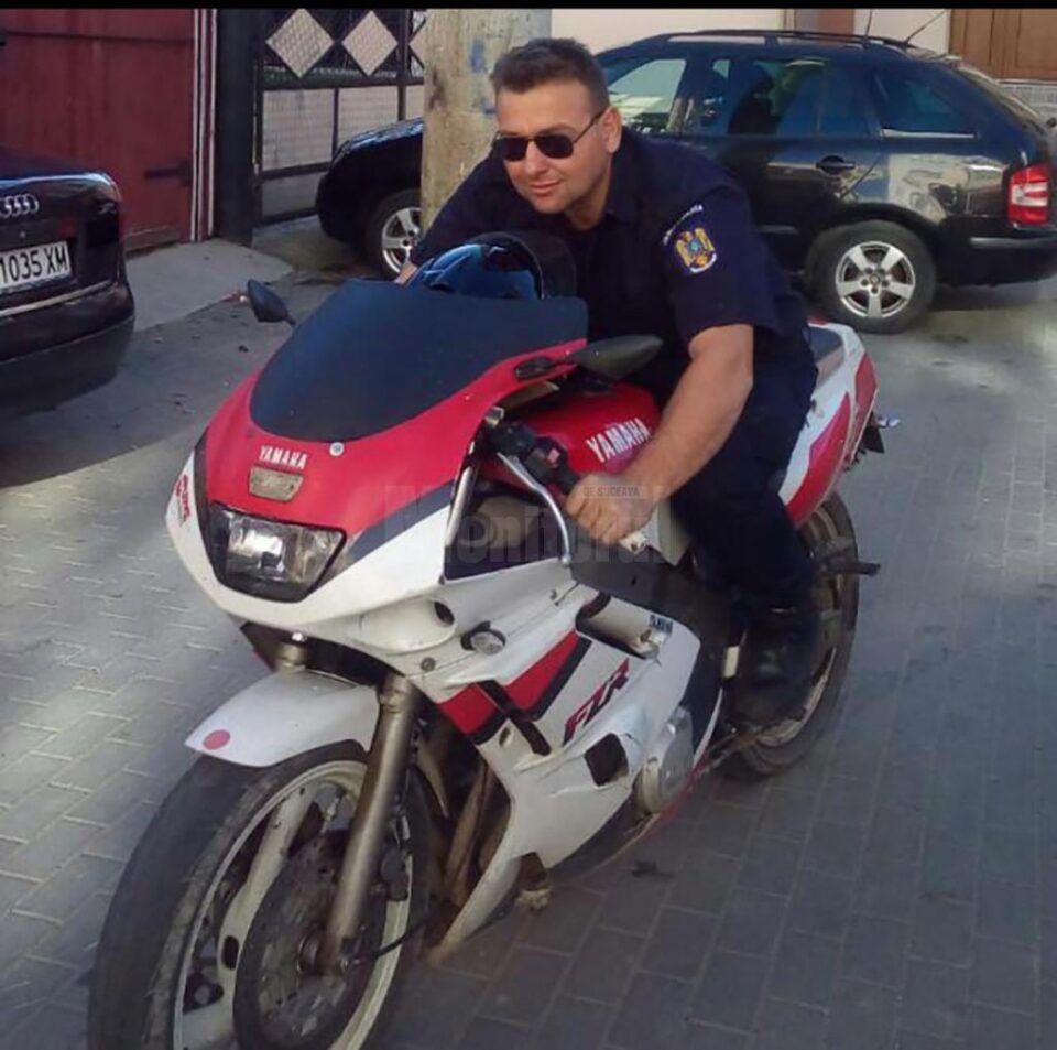 Mihai Gabriel Latiș, în vârstă de 39 de ani, lucra la Detașamentul de Jandarmi Câmpulung Moldovenesc Mihai Gabriel Latiș, în vârstă de 39 de ani, lucra la Detașamentul de Jandarmi Câmpulung Moldovenesc