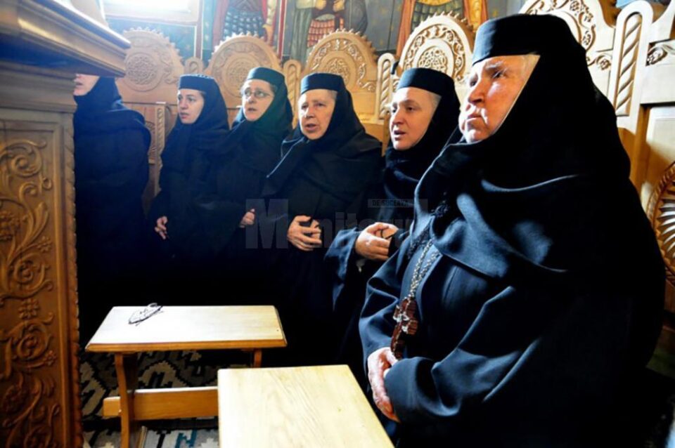 Obștea Mănăstirii Voroneț