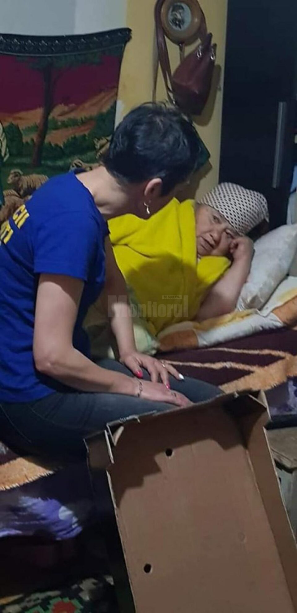 Asociația ,,Licuricii fericiți” continuă campaniile de ajutorare a oamenilor vârstnici din Câmpulung Moldovenesc