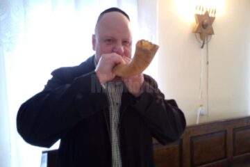 Oficiantul religios, ing. Daniel Blumenfeld