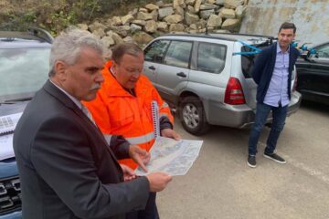 Gheorghe Flutur și Mihăiță Negură fac front comun pentru dezvoltarea turismului pe Rarău