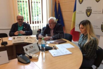 Primarul municipiului Rădăuți, Nistor Tatar, și-a prezentat, ieri, într-o conferință de presă, bilanțul de activitate