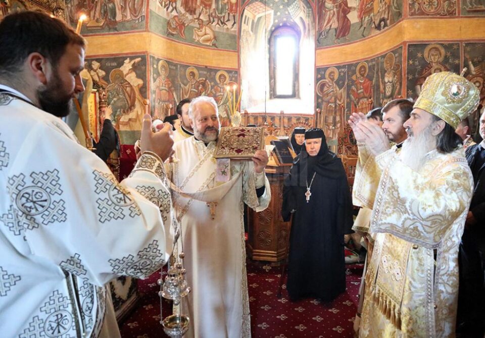 Slujba arhierească la Mănăstirea Voroneț, septembrie 2019