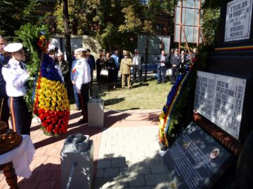 Ceremonial la Monumentul Eroilor din Burdujeni și dezvelirea unei plăci comemorative cu numele primarilor fostei comune