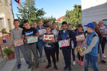 Căminul Solca are nevoie urgent de un cuptor profesional la care pot fi pregătite „bunătăți” pentru cei 75 de bătrâni „rătăciți” de cei dragi