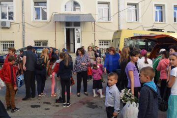 Căminul Solca are nevoie urgent de un cuptor profesional la care pot fi pregătite „bunătăți” pentru cei 75 de bătrâni „rătăciți” de cei dragi