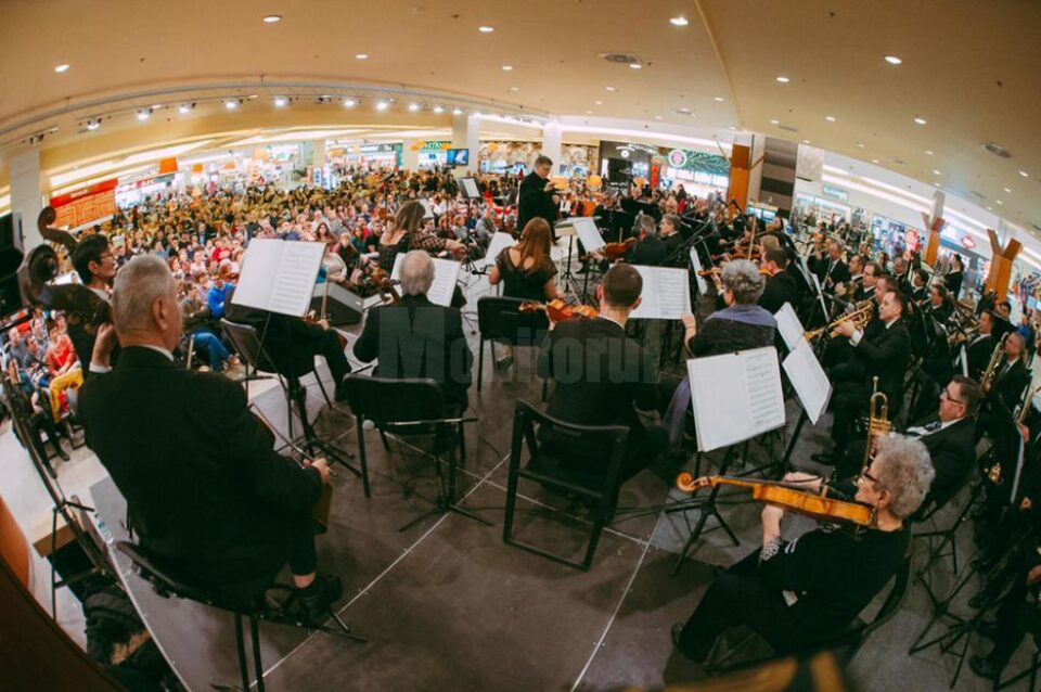 Filarmonica de Stat Botoșani, concert extraordinar, duminică, la Iulius Mall