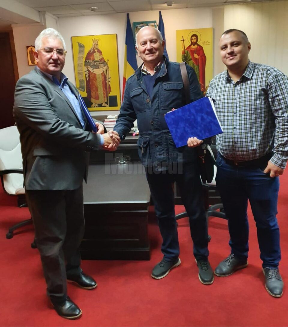 A fost semnat contractul pentru modernizarea și extinderea cu parcare subterană a Pieței George Enescu