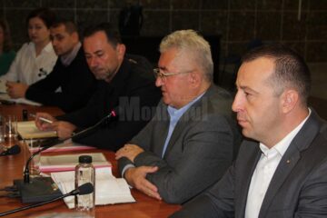 Amplasarea de camere video de supraveghere în zonele de colectare a deșeurilor a fost anunțată de viceprimarul Lucian Harșovschi, la ședința cu asociațiile de proprietari