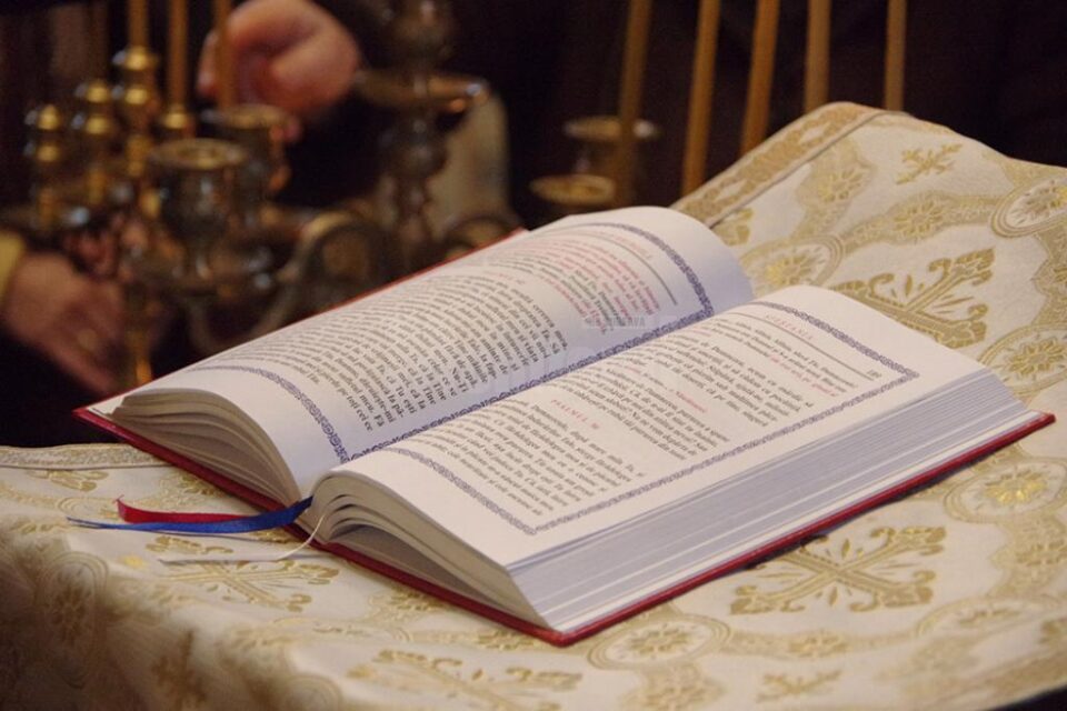 Mergi, credința ta te-a mântuit!