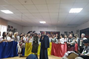 Spectacol dedicat Anului omagial al satului românesc în Patriarhia Română