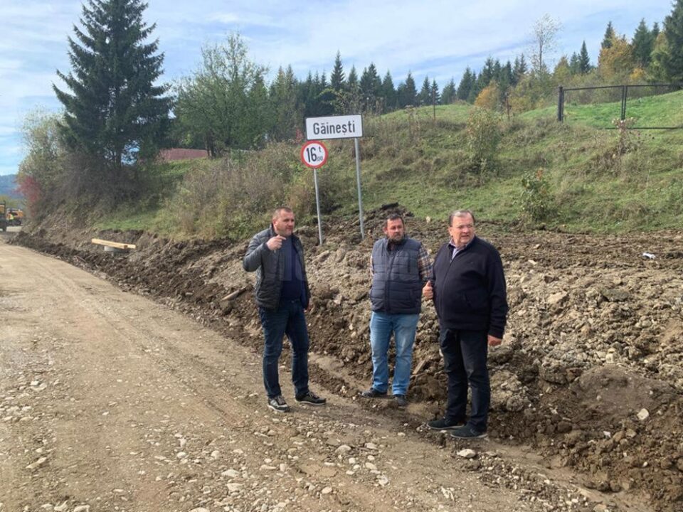 Gheorghe Flutur a inspectat lucrările de modernizare a mai multor drumuri județene