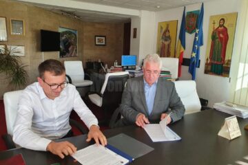 Contractul de proiectare și execuție a proiectului de alimentare cu apă și canalizare a cartierului Tatărași a fost semnat cu „Euskadi” SRL Timișoara