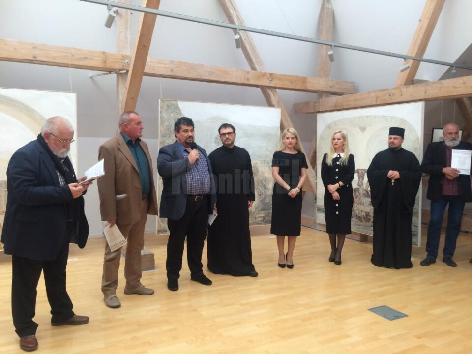 Expoziția „Arta memoriei”, purtând semnătura lui Traian Postolache, vernisată la Muzeul de Istorie