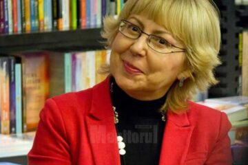 Prof. univ. dr. Elena-Brândușa Steiciuc