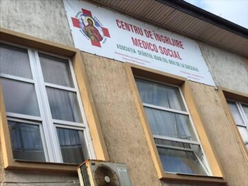 Campania de voluntariat și acțiune comunitară „Florile recunoștinței”, la Grădinița cu Program Normal Nr. 8 Suceava