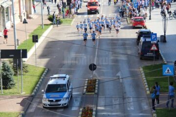 La linia de start a Crosului Sucevei s-au înscris peste 600 de participanți