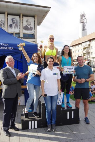 La linia de start a Crosului Sucevei s-au înscris peste 600 de participanți