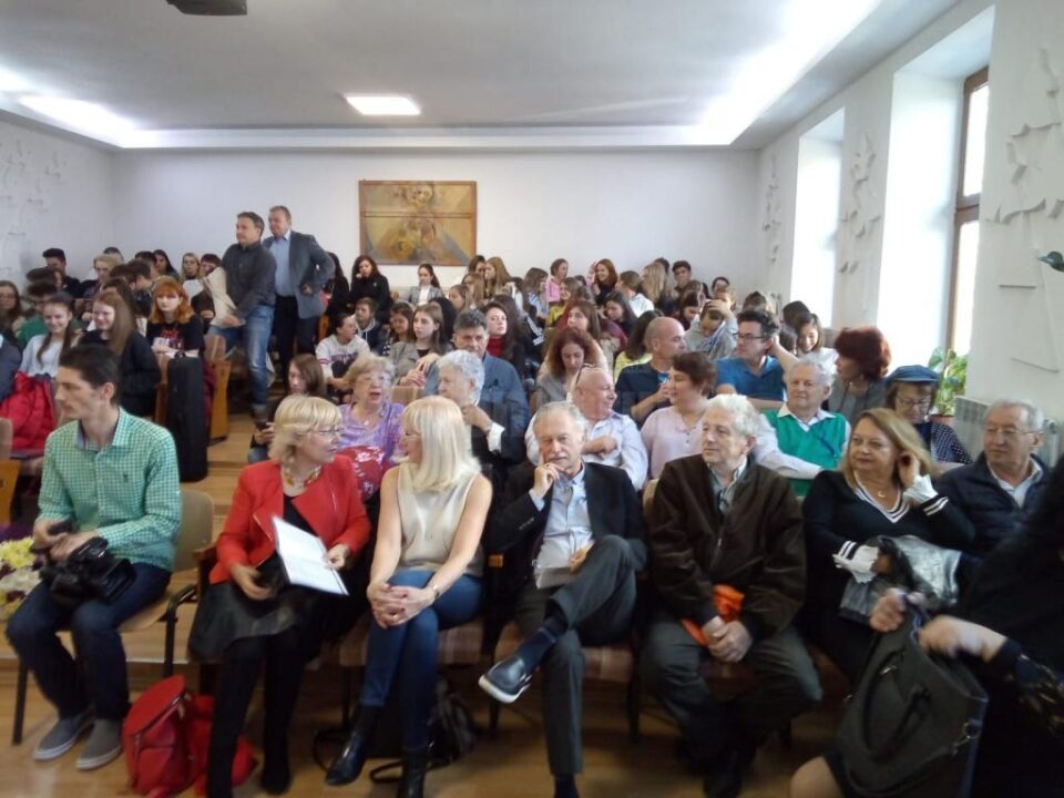 Dialogul generațiilor