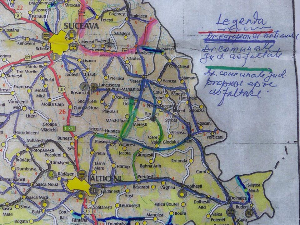 Harta zonei comunelor Udești și Vulturești. Cu verde au fost marcate variantele de drumuri propuse spre modernizare