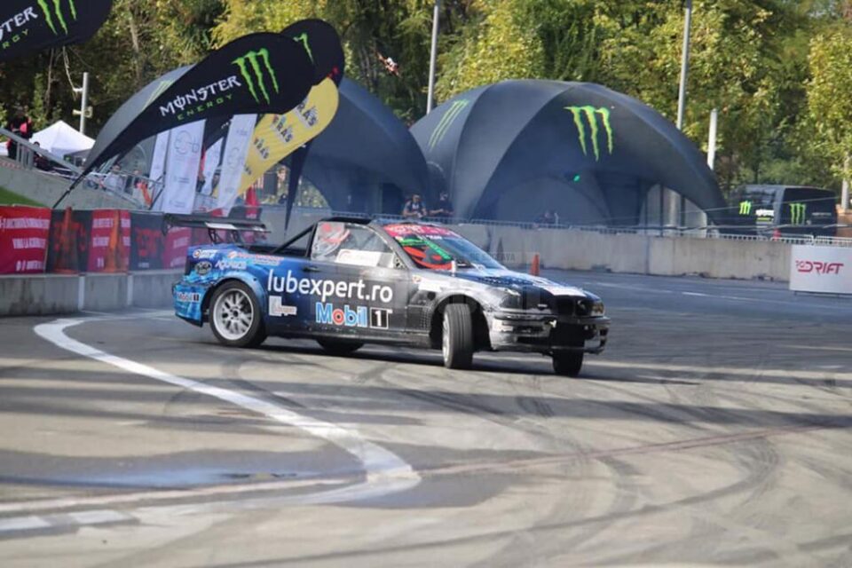 Răzvan Frățianu a făcut spectacol în parcarea Arenei Naționale