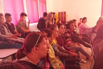 ,,Alimentația echilibrată a adolescentului’’, dezbatere la Gura Humorului