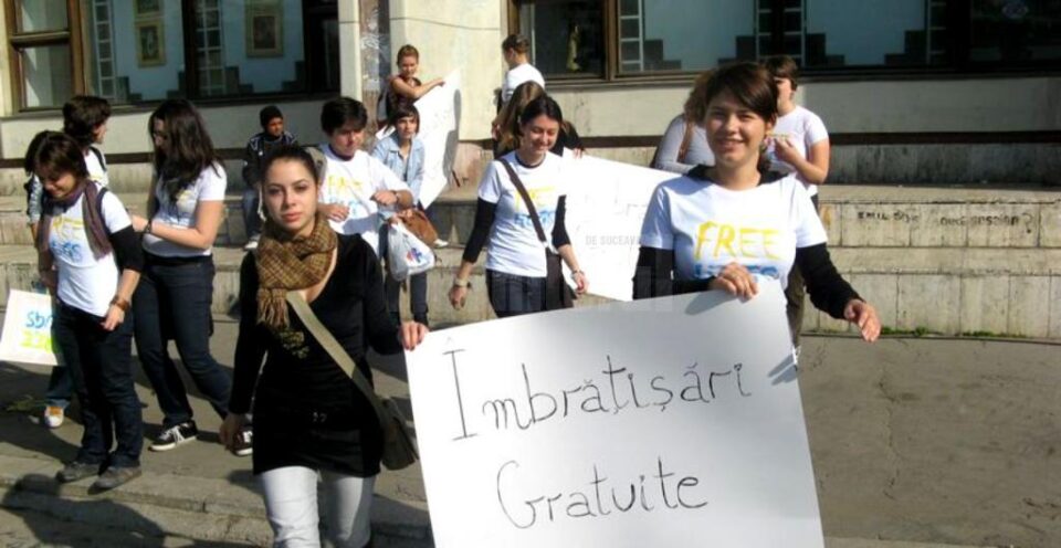 O nouă ediție a evenimentului caritabil „Îmbrățișări gratuite”, la Câmpulung Moldovenesc O nouă ediție a evenimentului caritabil „Îmbrățișări gratuite”, la Câmpulung Moldovenesc