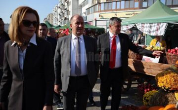 Târgul Mărului și Festivalul Fanfarelor