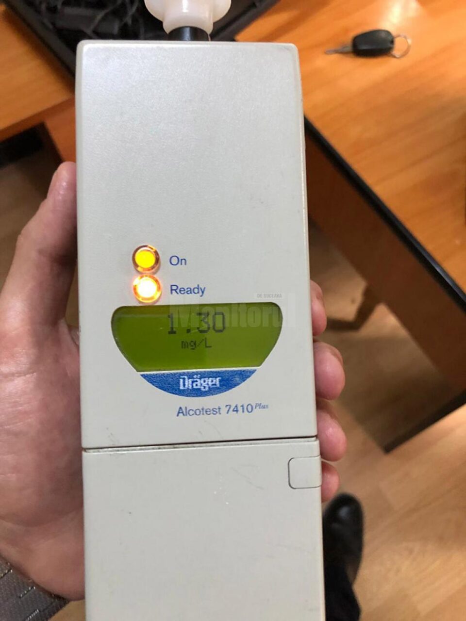 Testat cu aparatul etilotest, rezultatul a fost de 1,36 mg/l alcool pur în aerul expirat
