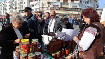 Târgul Mărului și Festivalul Fanfarelor