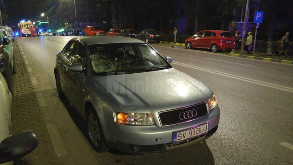 Pietonul traversa din stânga șoferului, deși impactul a fost pe partea dreaptă a mașinii Pietonul traversa din stânga șoferului, deși impactul a fost pe partea dreaptă a mașinii
