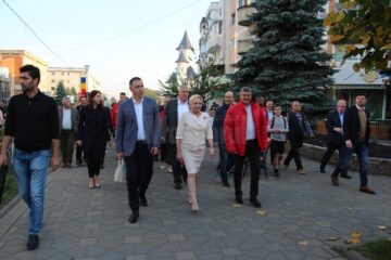 Simpatizanții și membrii PSD din județul Suceava au primit-o pe Viorica Dăncilă ca pe viitorul președinte al României