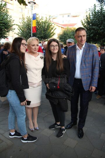Simpatizanții și membrii PSD din județul Suceava au primit-o pe Viorica Dăncilă ca pe viitorul președinte al României