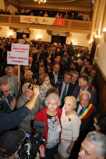 Simpatizanții și membrii PSD din județul Suceava au primit-o pe Viorica Dăncilă ca pe viitorul președinte al României