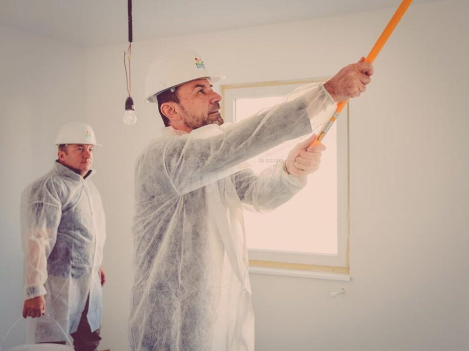 Marian Andronache și echipa PMP, implicați în renovarea și construirea unor locuințe sociale