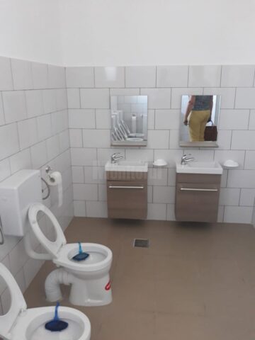 Autorizație sanitară a primit doar școala, nu și grădinița din aceeași incintă