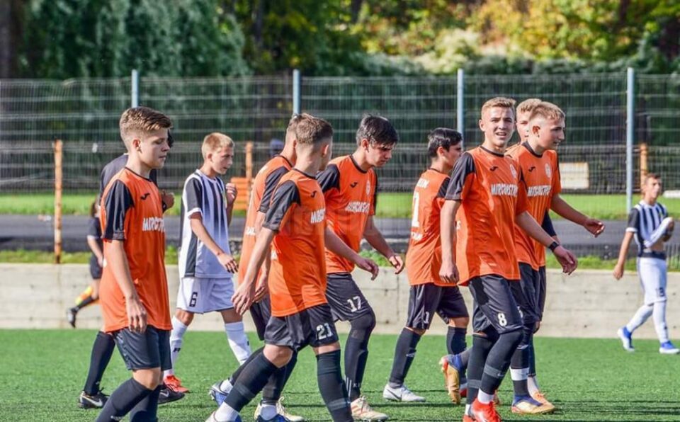 Juniorul Suceava s-a calificat în șaisprezecimile de finală ale Cupei României Under 17 Juniorul Suceava s-a calificat în șaisprezecimile de finală ale Cupei României Under 17