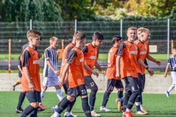 Juniorul Suceava s-a calificat în șaisprezecimile de finală ale Cupei României Under 17 Juniorul Suceava s-a calificat în șaisprezecimile de finală ale Cupei României Under 17