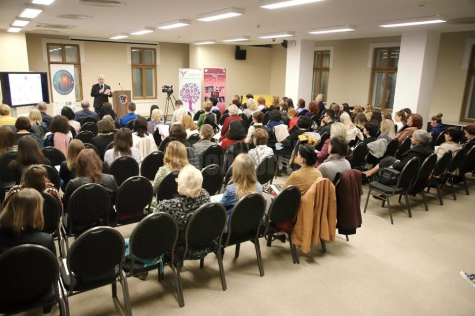 Simpozionul Național de promovare a exemplelor de bună practică vizând prevenirea violenței domestice și creșterea gradului de incluziune socială