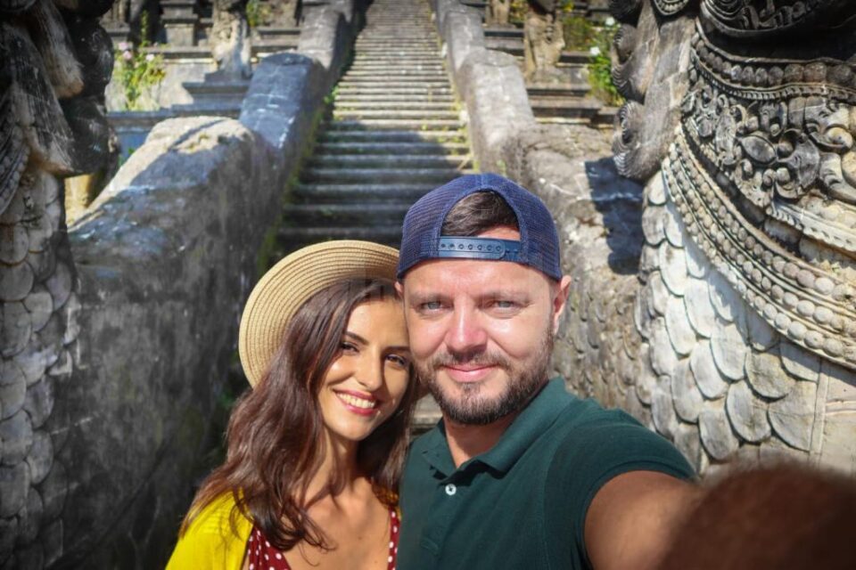 Ionuț și Andreia Chiperi au colindat Asia timp de un an de zile FOTO: HaiHui în doi