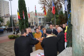 Ziua Armatei Române a fost sărbătorită în centrul Sucevei