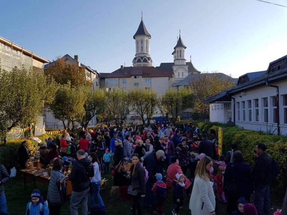 ”Târg de toamnă”, la grădinița Colegiului ”Mihai Eminescu” Suceava