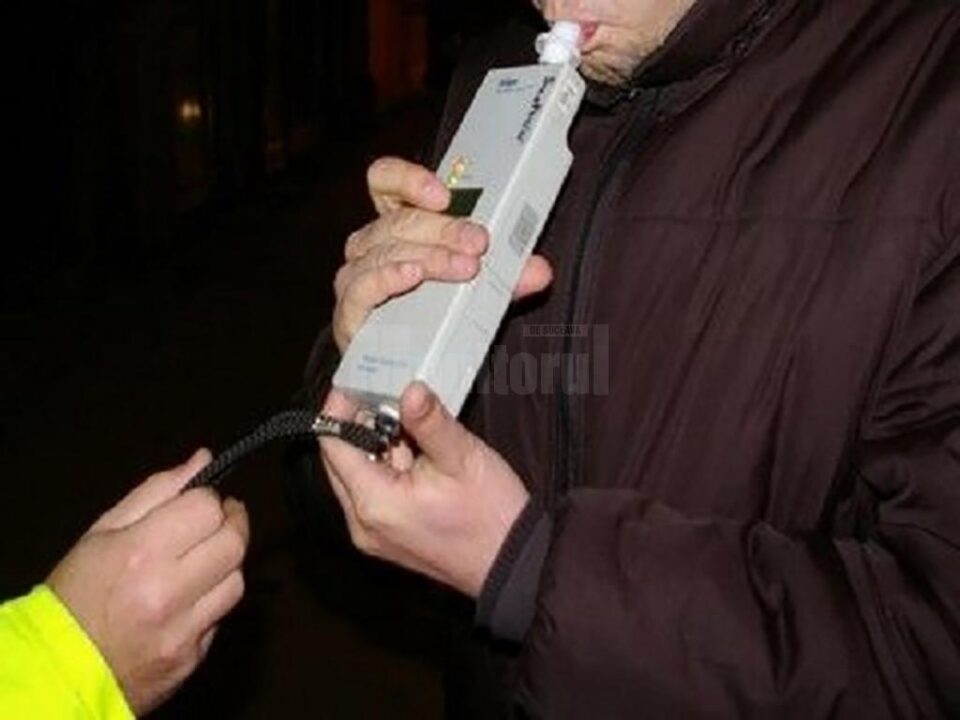 Polițiștii au întâmpinat probleme în testarea alcoolemiei a doi șoferi implicați în evenimente rutiere Polițiștii au întâmpinat probleme în testarea alcoolemiei a doi șoferi implicați în evenimente rutiere