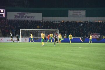 Timp de o oră Foresta a jucat de la egal la egal cu Dinamo. „Câinii” se califică în „sferturi” după victoria cu 4-0 de pe Areni