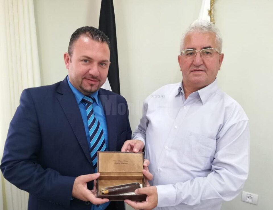 Primarul Sucevei, Ion Lungu, la discuțiile purtate cu reprezentanții administrației locale din Betleem Primarul Sucevei, Ion Lungu, la discuțiile purtate cu reprezentanții administrației locale din Betleem