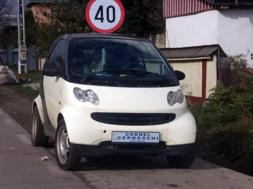 Mașina lui Cornel Cernoschi