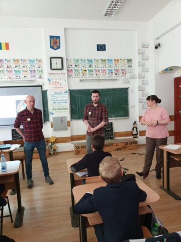 Profesori din Anglia și Polonia au descoperit frumusețile Bucovinei, printr-un program Erasmus derulat de Școala din Grănicești