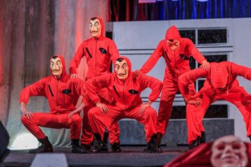 ”La Casa de Papel” pe scena Casei de Cultură, la Balul Bobocilor al Colegiului ”Spiru Haret”