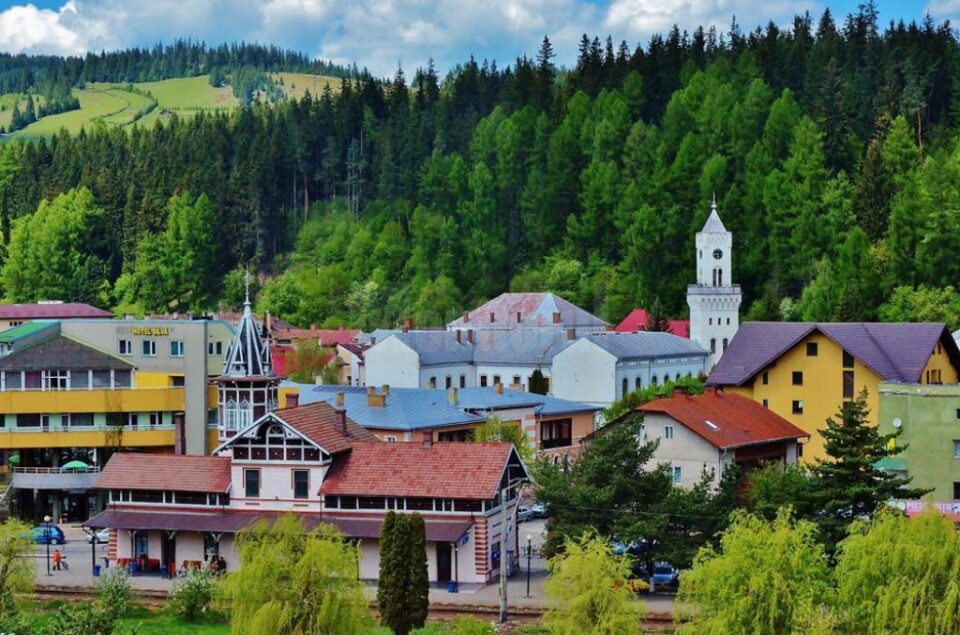 Municipiul Vatra Dornei a primit fonduri pentru finalizarea închiderii fostului depozit de deșeuri